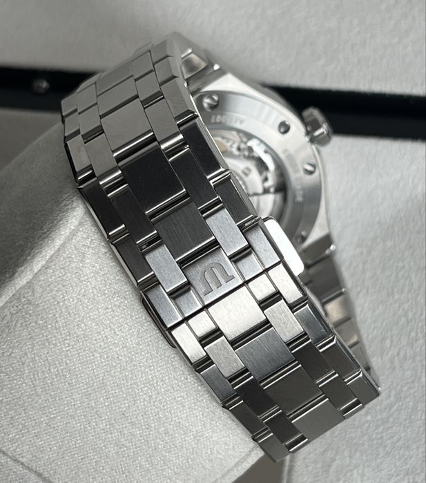 Maurice Lacroix Aikon 39mm Blue Automatic + оригинална гумена каишка