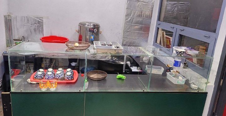 Шошилинч.Кафе Арендага берилади. Ишлаб Турган Жой.