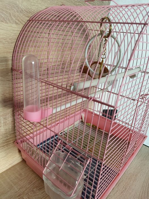 Продам клетку для попугаев