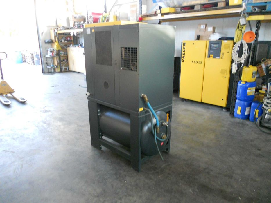 Compresor aer cu surub Kaeser Aircenter SM 9