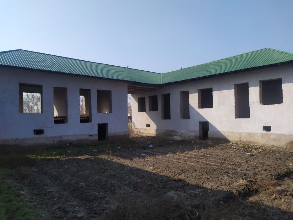 Срочно уй сотилади