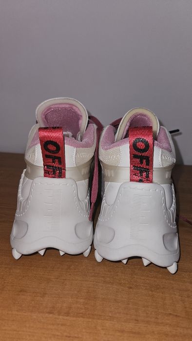 off white odsy 1000