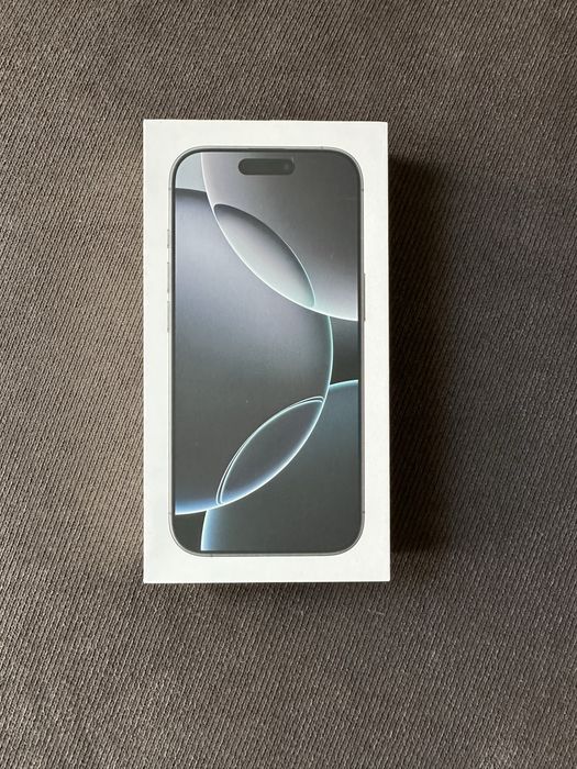 Apple iphone 16 pro max 256gb  Нов Гаранжия