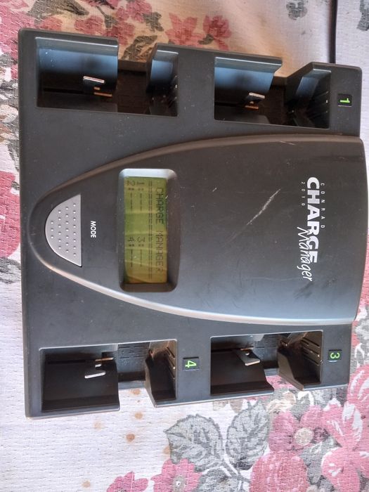 Încărcător Conrad Manager 2010 T40