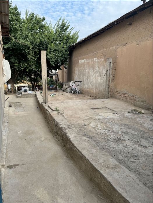 Hovli sotiladi. 9.5s.h dokumentalna. O’zimizani uy maklersiz.