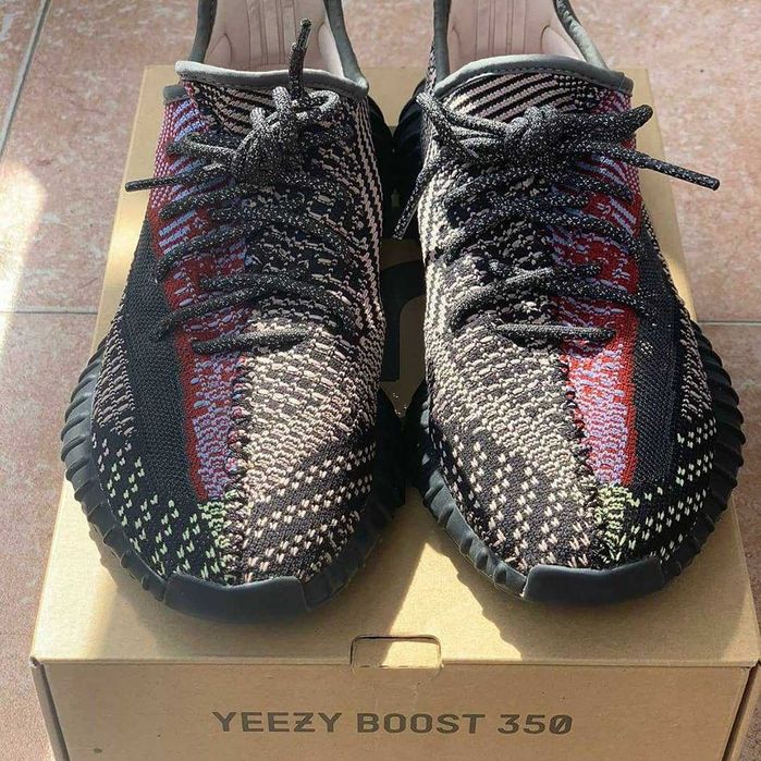 Yeezy 350 V2 Yecheil