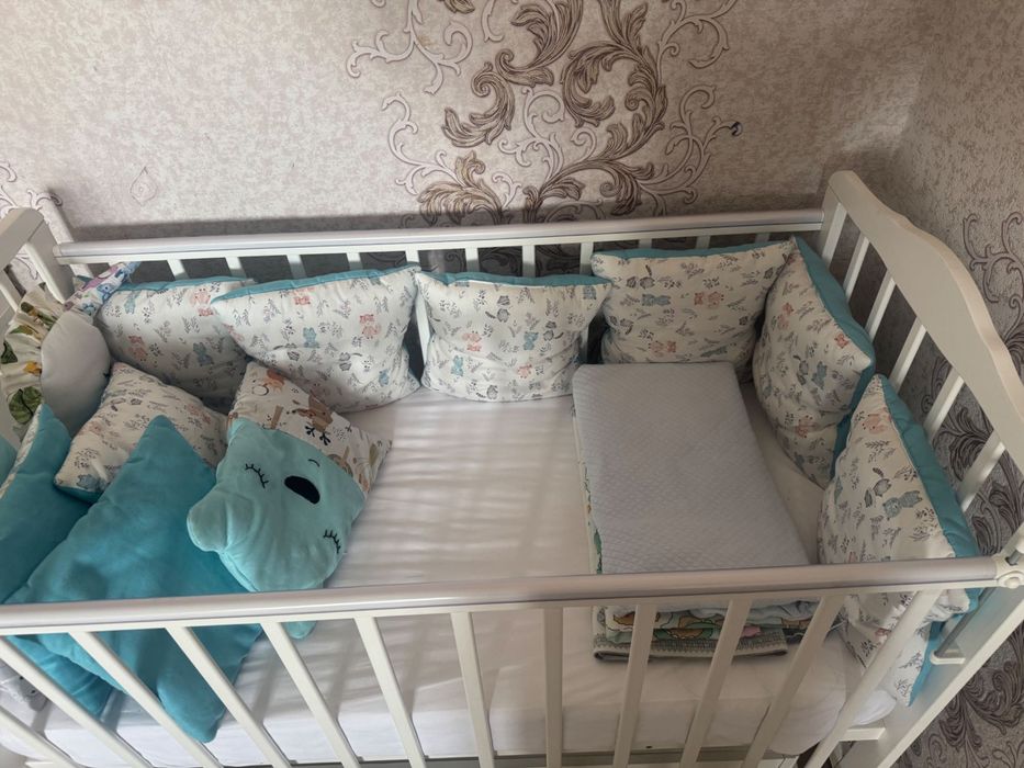 Продаю кровать новорожденного