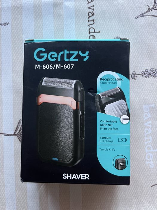 Aparat de tuns/ras shaver