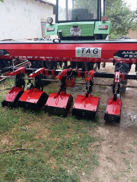 Kultivatr freza sotiladi