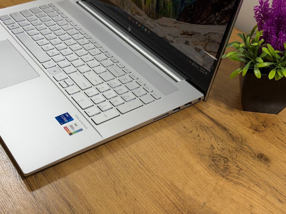 Срочно ! HP Envy i7 64gb ozu 512ssd It Dasturlash trading