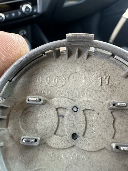 Capacele centrale jante aliaj Audi, originale, 61 mm