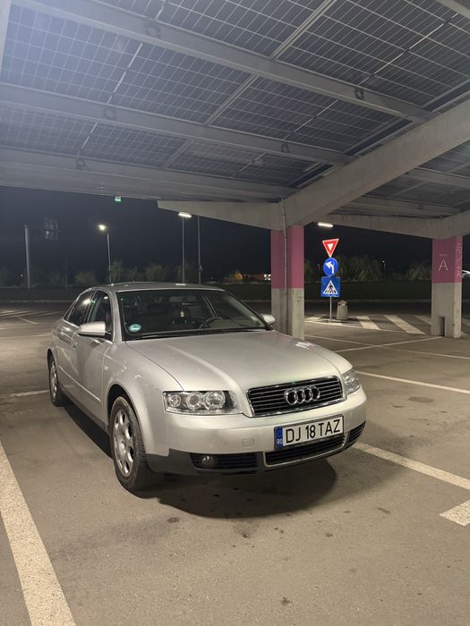 AUDI A4 0 — imagine 5