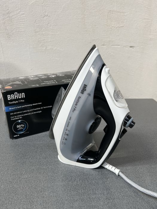 Парна ютия Braun TexStyle 7 SI7149WB, 2900 W