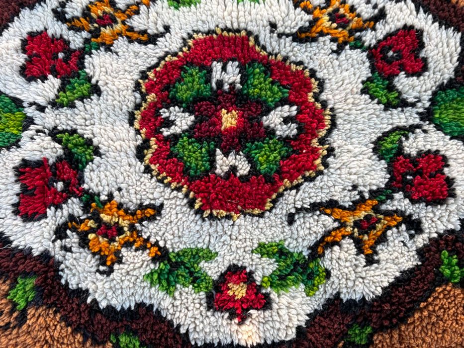 Китеник от вълна ръчно тъкан 2м./2.2м.