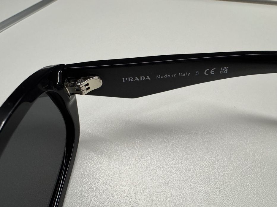 Prada слънчеви очила