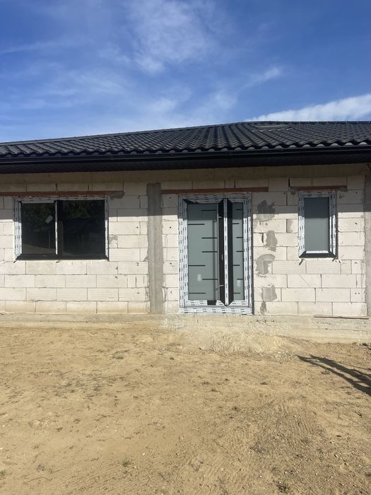 Efectuez la comanda geamuri și uși termopan.