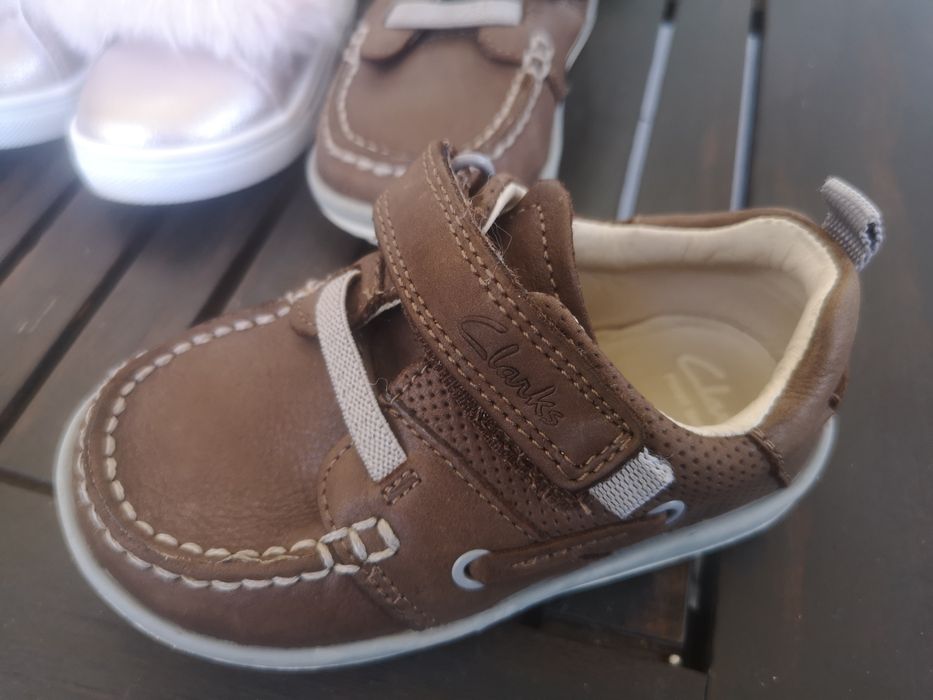 Различни детски обувки!