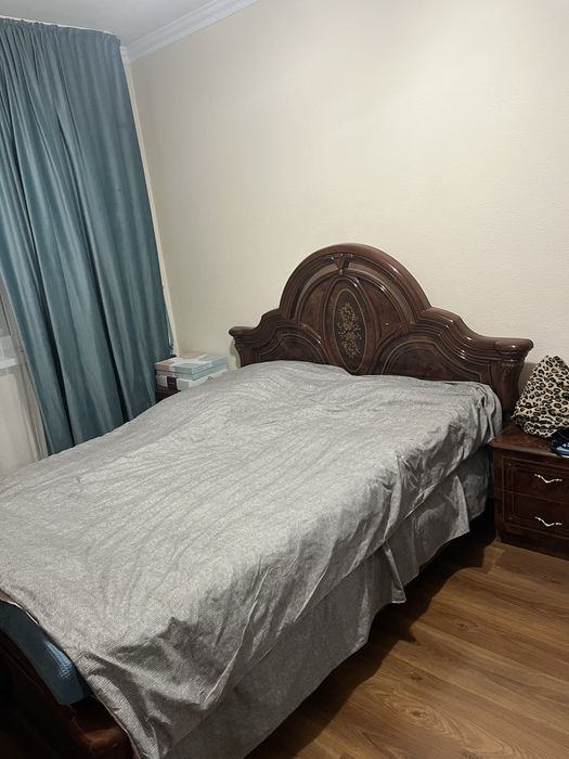 Продам спальний гарнитур