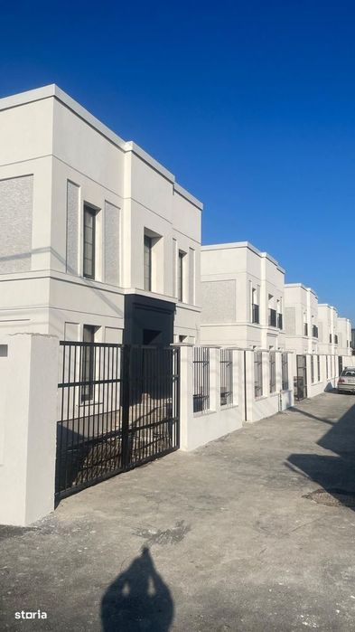Casa moderna comuna Harman,zonă centrală!