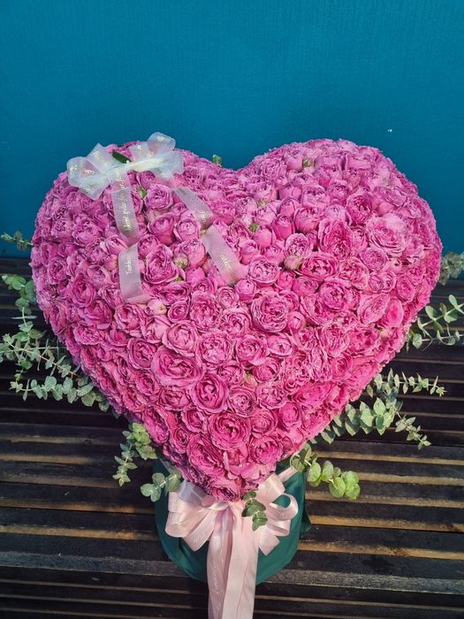 100.000 som buketlarimiz