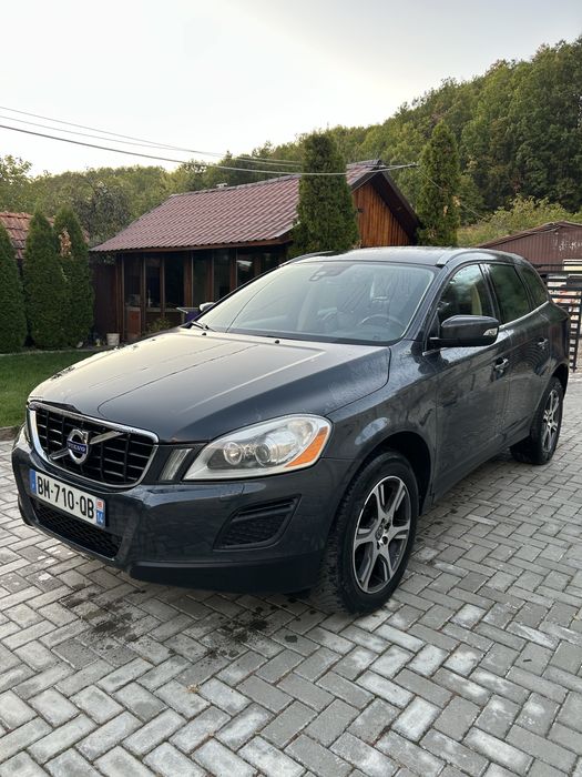 VOLVO XC60 2011 — imagine 3