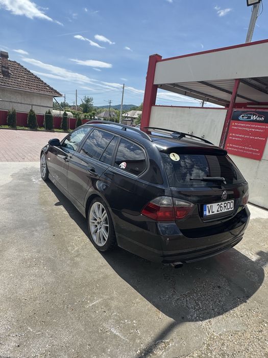 BMW E91 320 D manual