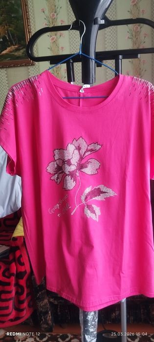 Продам футболки новые