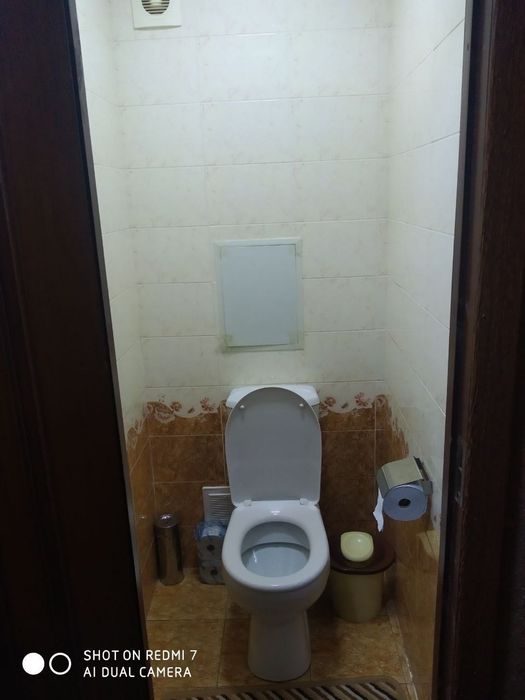 Чилонзор 23 2/2/5 сотилади