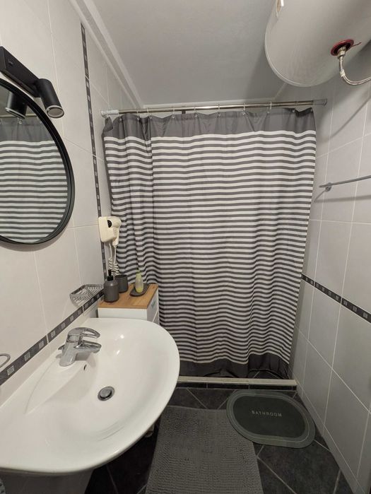 Дава се под наем Тристаен апартамент в Варна, Спортна зала - 110 кв.м за 765 € - Снимка #8