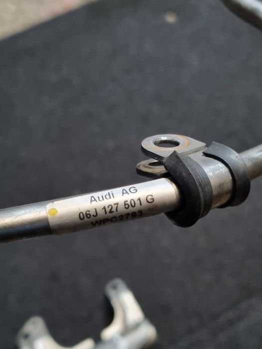 Rampa injectie 1.8 tfsi CDHB 160cp Audi A4 B8 8K  06J133317G
