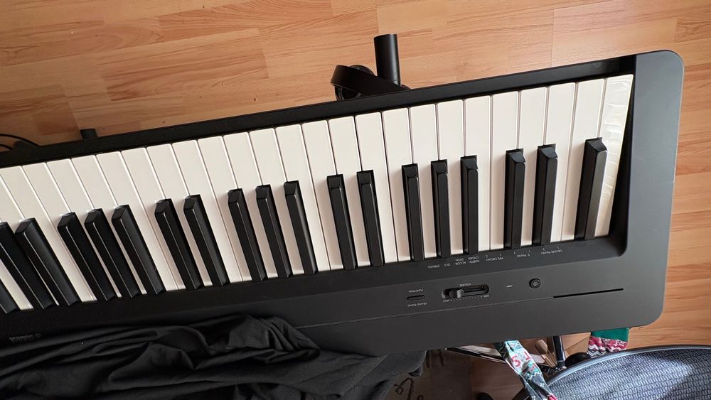 Pian Yamaha P 145