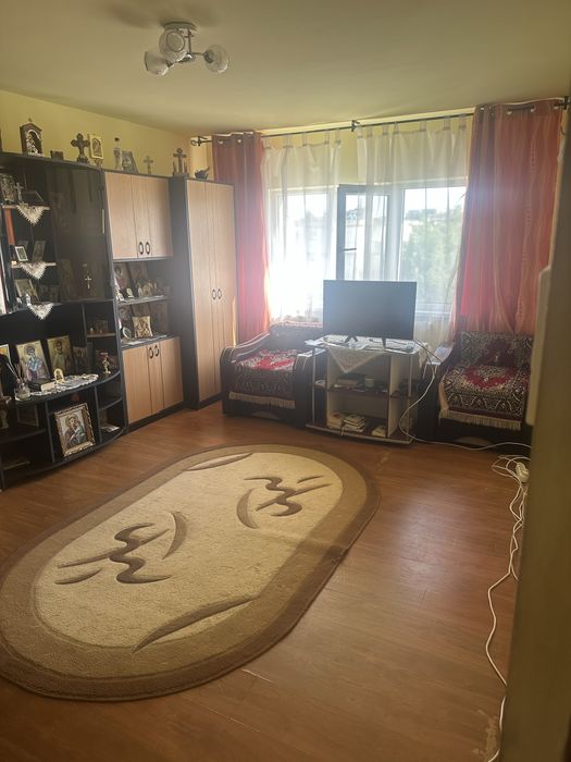 Apartament 3 camere Buzaului