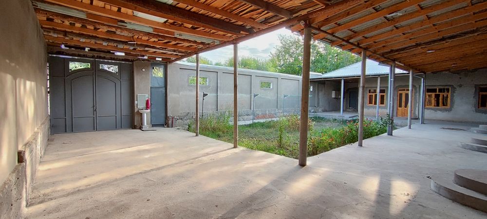 Uy sotiladi. Продается дом, the house is for sale!