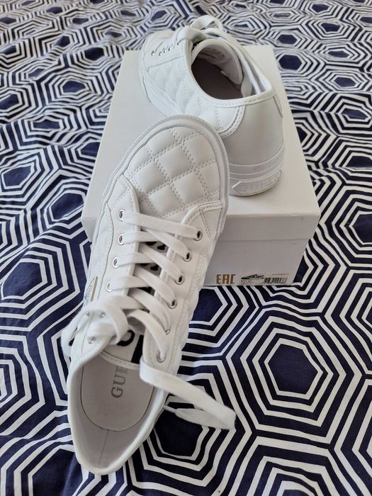 Маратонки Guess, обути веднъж за проба,39 номер