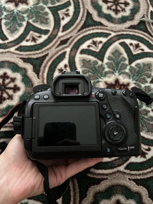Canon 6d mark II 50mm 24-105mm