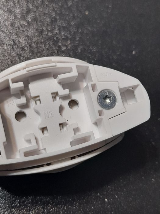 Епилатор BRAUN silkepil и електрическа пила за пети