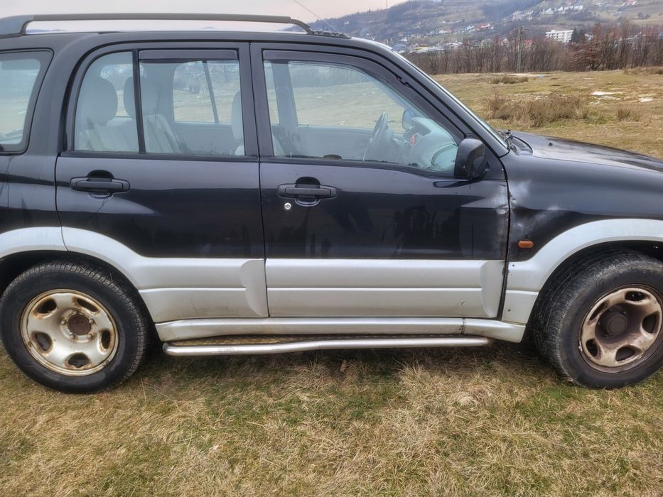 Suzuchi Vitara 2.5 V6  1999