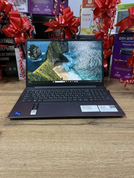 Ноутбук Lenovo Core i5-12