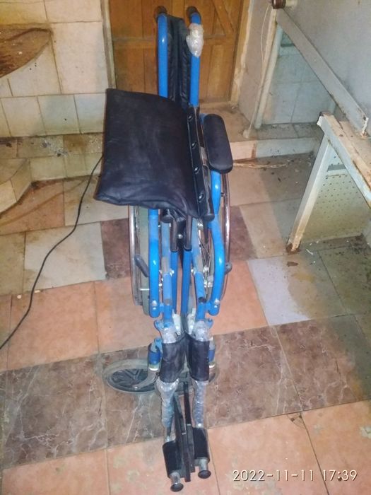 Кресло инвалидов