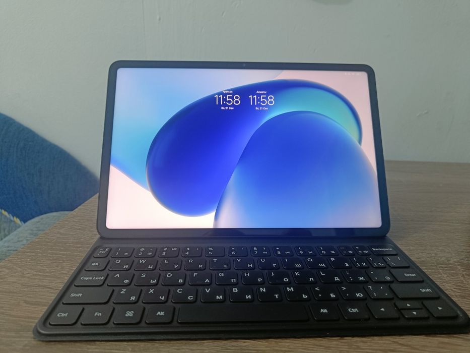 Продам Xiaomi pad 6 + клавиатура