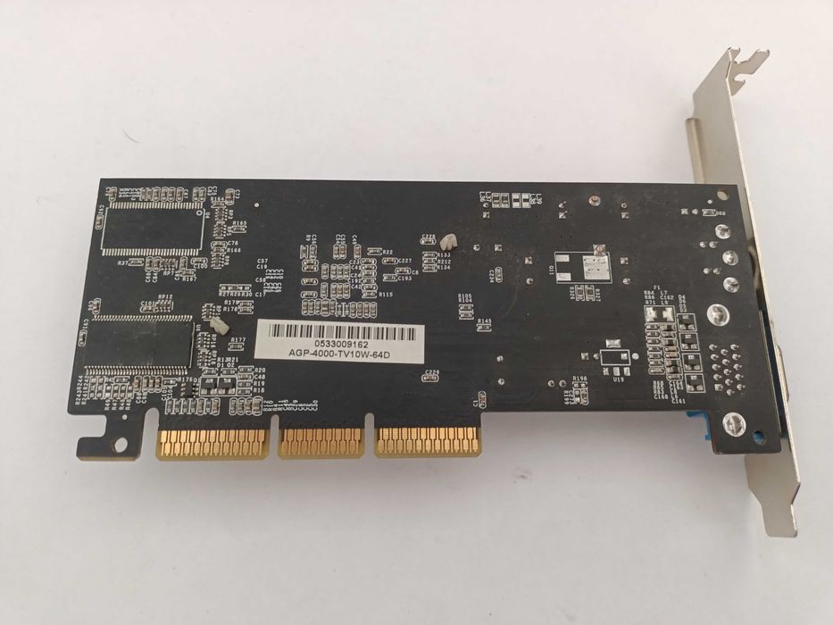 Продам ретро видеокарту AGP "NVIDIA GeForce FX 5200".