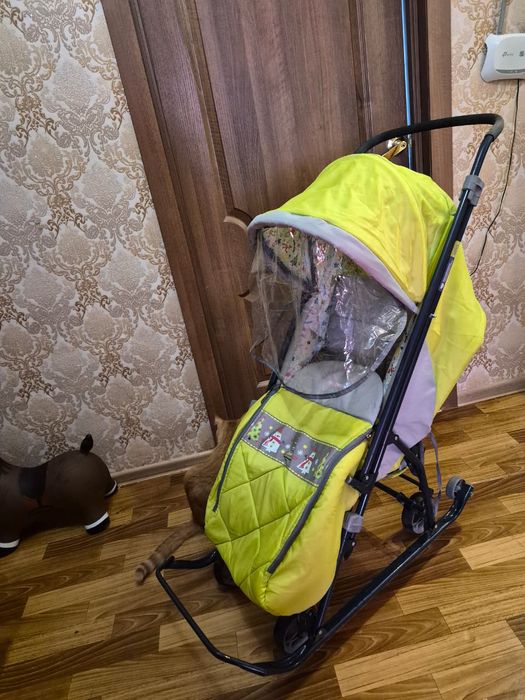 Продам санки в хорошем состоянии