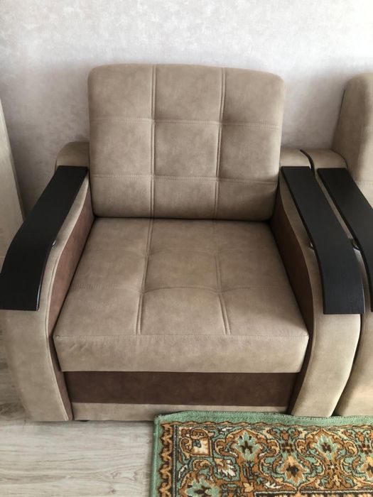 Диван с креслами