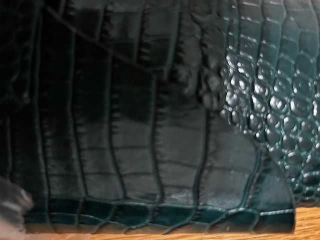 Piele naturală premium pentru genți și căptușeală – calitate sup.