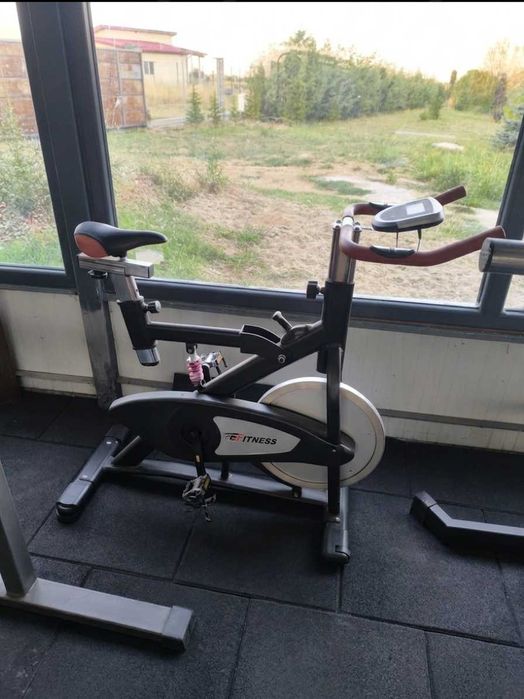 Професионални дъмбели BodyMax 660 кг + стойка, лег преса, колело и успоредка
