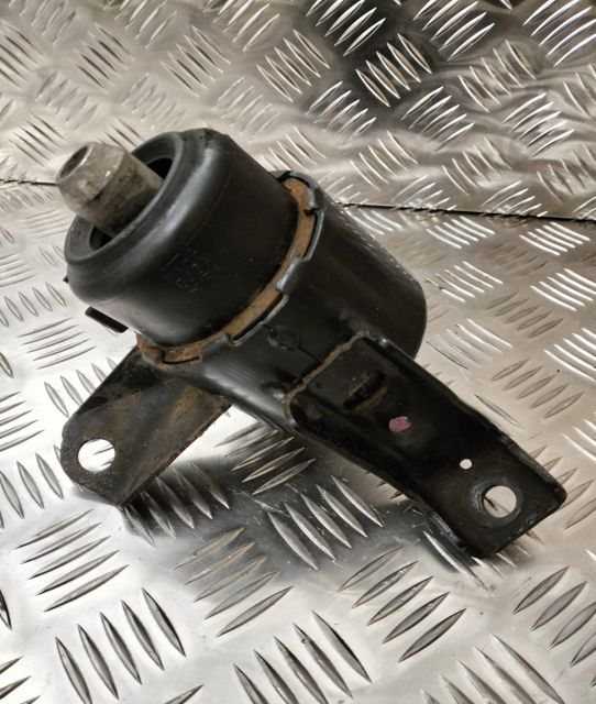 Suport / tampon motor  Lipsa cod Mazda 6 GG