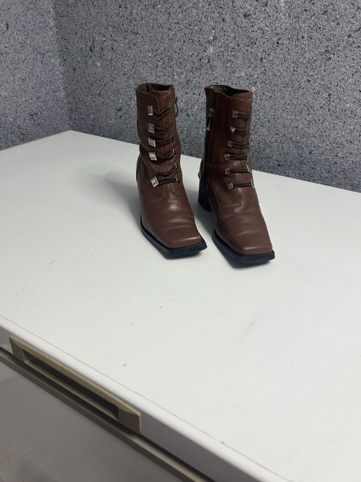 Продам сапожки  кожанные