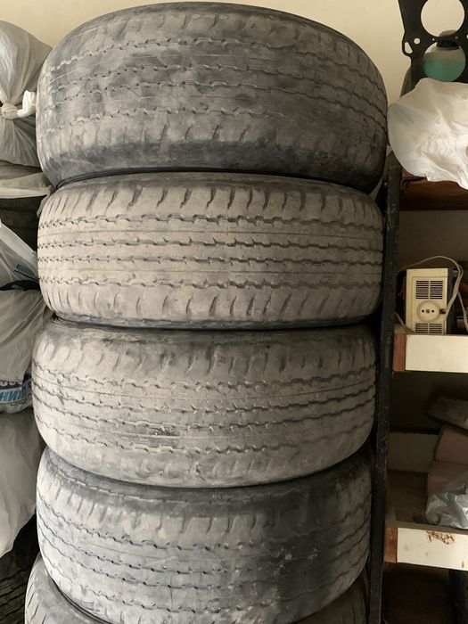 Продам шины для внедорожника