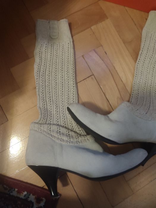 Велурени ботуши тип чорап!