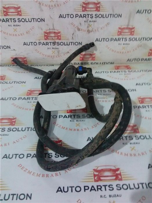 Furtun spalator far dreapta vw passat b7 an fabr.2015